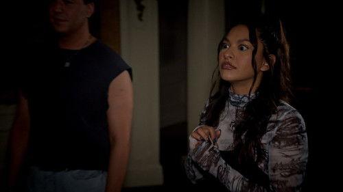 Ghosting Season 2 Episode 6 - Case 206: The Séance House