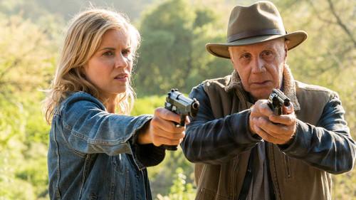 Fear the Walking Dead Season 3 Episode 6 - Red Dirt