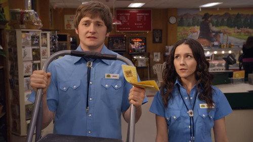 Raising Hope Season 1 Episode 19 - Sleep Training