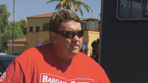 Storage Wars Season 9 Episode 1 - Mexican Grand Off