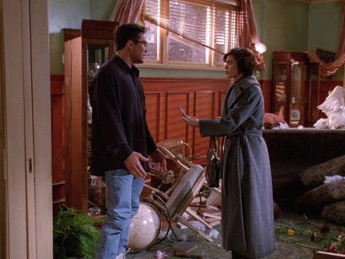 Lois & Clark: The New Adventures of Superman Season 4 Episode 12 - Lethal Weapon