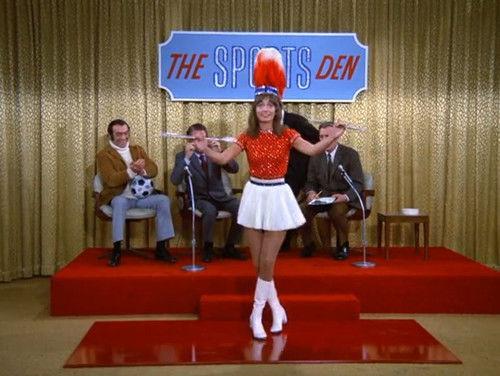 The Odd Couple Season 3 Episode 17 - Myrna's Debut