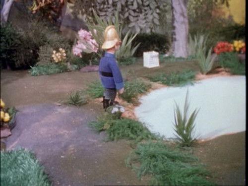 Trumpton Season 1 Episode 10 - Cuthbert's Morning Off