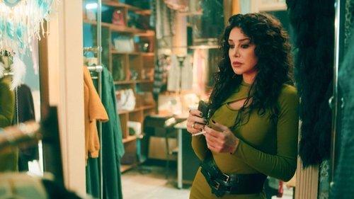 Deep Down Under Season 1 Episode 10 - Revenge