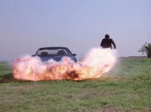 Knight Rider Season 2 Episode 14 - White-Line Warriors