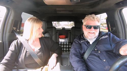 Storage Wars Season 13 Episode 1 - Santanas Are Coming to Town