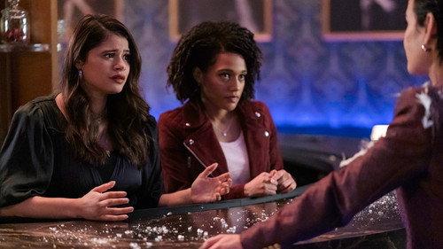 Charmed Season 4 Episode 8 - Unveiled