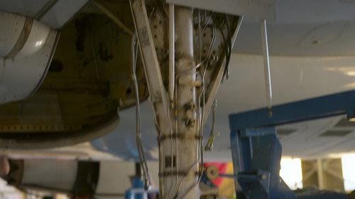 Extreme Airport Africa Season 2 Episode 5 - Penguin Airlift