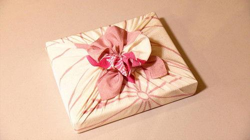 Japanology Plus Season 8 Episode 11 - Furoshiki: Wrapping Cloths