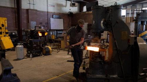 Forged in Fire Season 9 Episode 21 - Friend or Foe