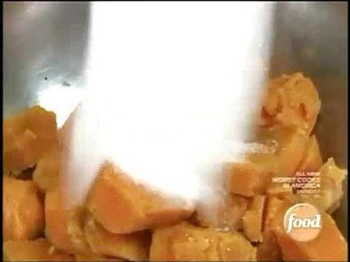 Diners, Drive-Ins and Dives Season 11 Episode 2 - Po' Boys, Pasta and Pork