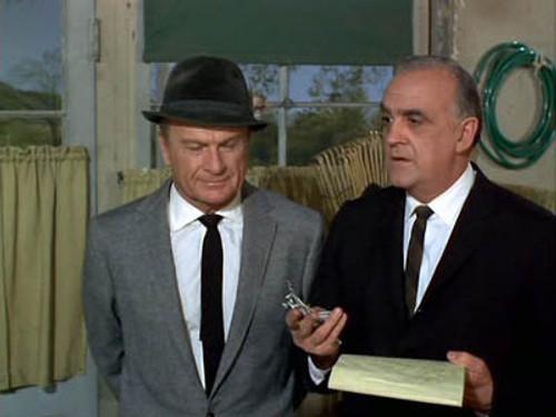 Green Acres Season 3 Episode 21 - Flight to Nowhere