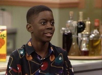 The Cosby Show Season 8 Episode 11 - Two Is a Crowd