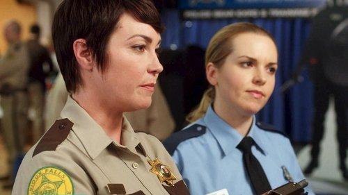 undefined Season 10 Episode 8 - Hibbing 911