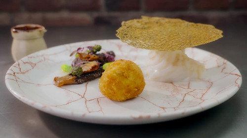 MasterChef: The Professionals Season 18 Episode 1 - Episode 1