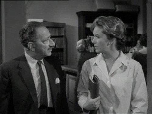 The Alfred Hitchcock Hour Season 1 Episode 2 - Don't Look Behind You