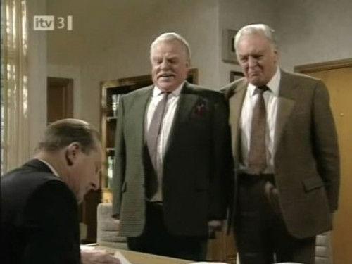 Never the Twain Season 11 Episode 5 - Two Fools and Their Money