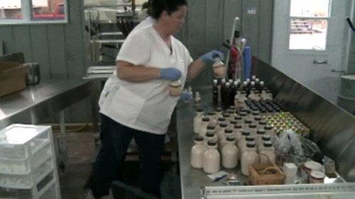 Dirty Money Season 1 Episode 5 - The Maple Syrup Heist