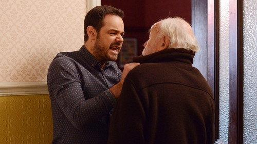EastEnders Season 31 Episode 16 - 5004