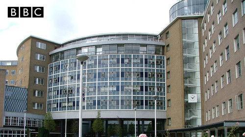 Monster Garage Season 2 Episode 10 - Remote-Control Dirt-Track Racer