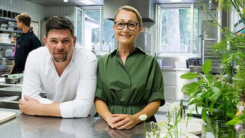 Kitchen Impossible Season 4 Episode 5 - Tim Mälzer vs. Tanja Grandits