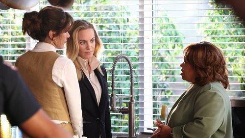 undefined Season 5 Episode 18 - Crawl Out Through the Fallout