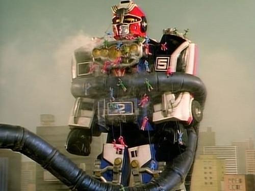 Gekisou Sentai Carranger Season 1 Episode 29 - The Unexpected Great Monster Accident!!