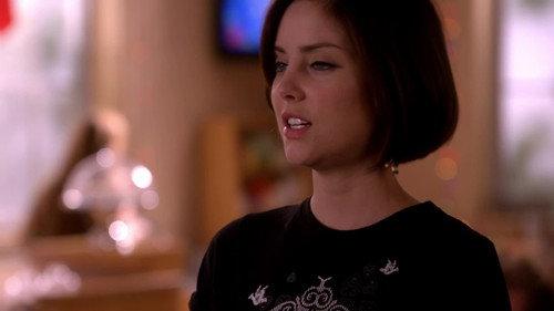 90210 Season 2 Episode 12 - Winter Wonderland