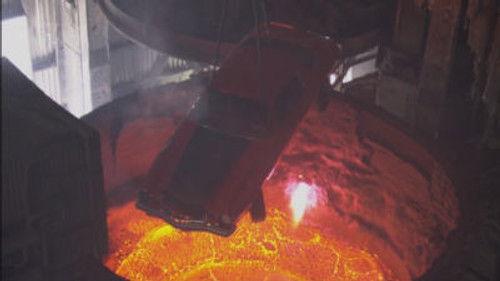 Monster Garage Season 3 Episode 12 - All-Girl Build: Dirt-Track Racer