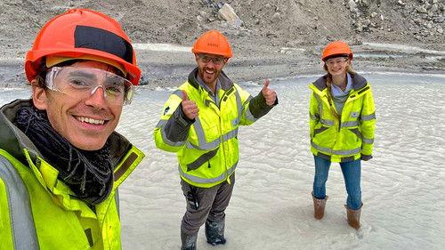 Cornwall with Simon Reeve Season 1 Episode 1 - Episode 1