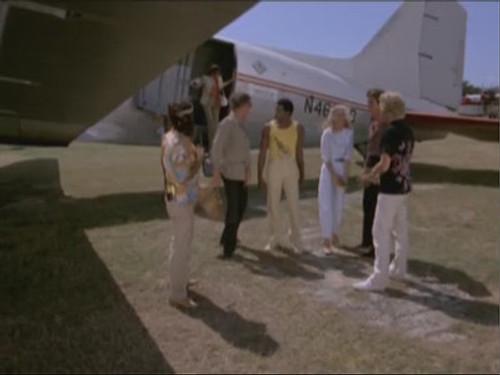 The Greatest American Hero Season 2 Episode 14 - A Chicken in Every Plot