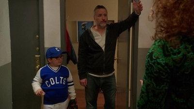 Difficult People Season 2 Episode 3 - Italian Pinata