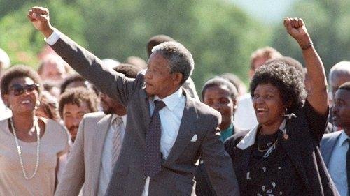 The Nineties Season 1 Episode 4 - New World Order