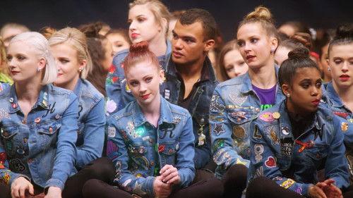 Dancing Queen Season 1 Episode 6 - Dragsgiving