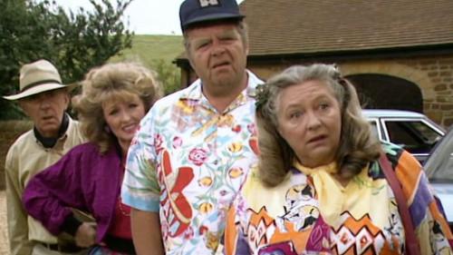 Keeping Up Appearances Season 3 Episode 3 - Violet's Country Cottage