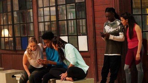 Background image for Eight Crazy Dates