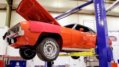 Graveyard Carz Season 5 Episode 2 - Rallye Red Restored