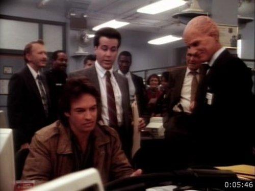 Alien Nation Season 1 Episode 15 - Eyewitness News