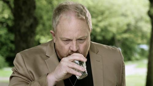 Halvvägs till himlen Season 3 Episode 6 - Gläd dig yngling, medan du är ung