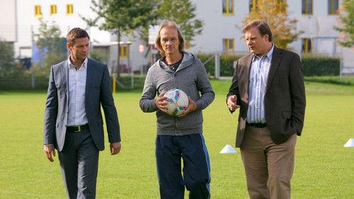 Die Rosenheim-Cops Season 12 Episode 22 - Nie mehr erste Liga