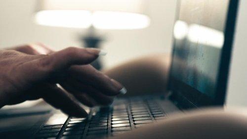 Meet Marry Murder Season 1 Episode 4 - Love Sick