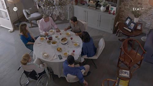 Glykanisos Season 1 Episode 3 - Episode 3