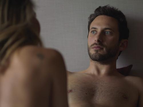 How to Survive Being Single Season 2 Episode 1 - The Fifth Date