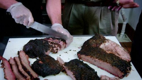 Diners, Drive-Ins and Dives Season 28 Episode 4 - Bird and Beef