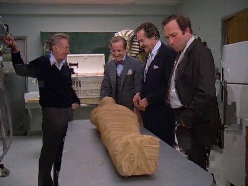 Quincy, M.E. Season 6 Episode 9 - Dear Mummy