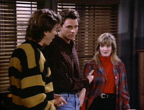 Wings Season 2 Episode 12 - Airport '90