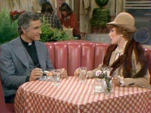 Three's Company Season 4 Episode 14 - The Reverend Steps Out
