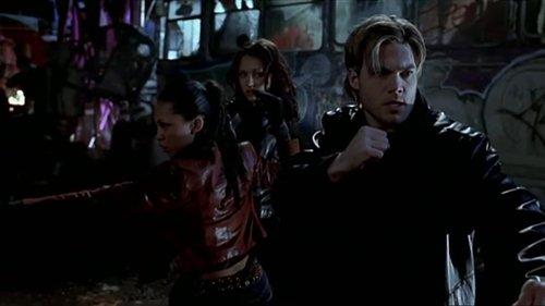Dark Angel Season 1 Episode 13 - The Kidz are Aiight