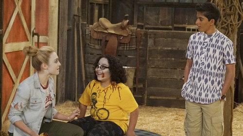 BUNK'D: Learning the Ropes Season 2 Episode 7 - Camp Kiki-Slasher