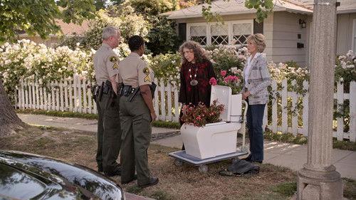 Grace and Frankie Season 6 Episode 11 - The Laughing Stock